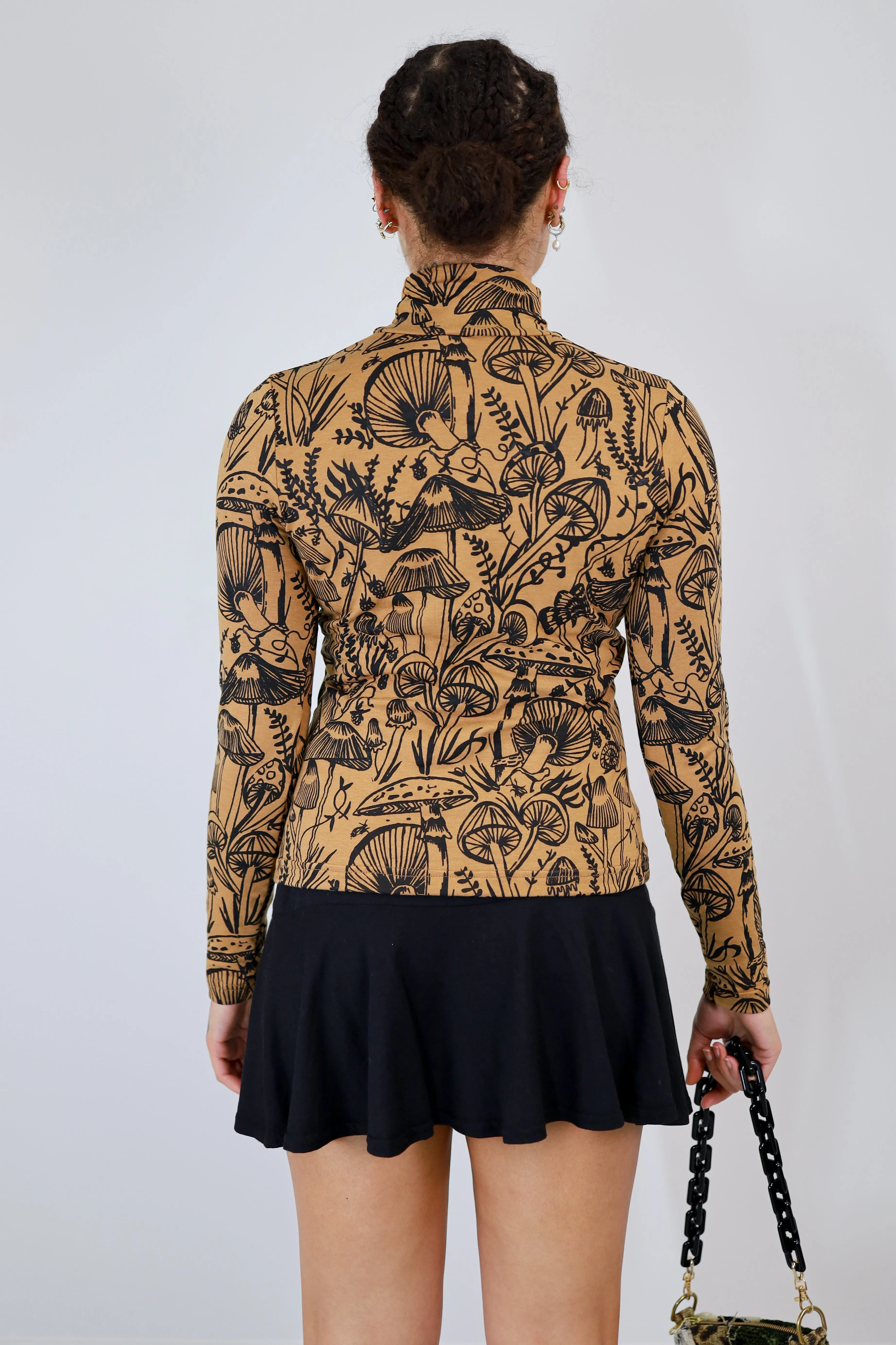 Black on Caramel Shroomed Turtleneck