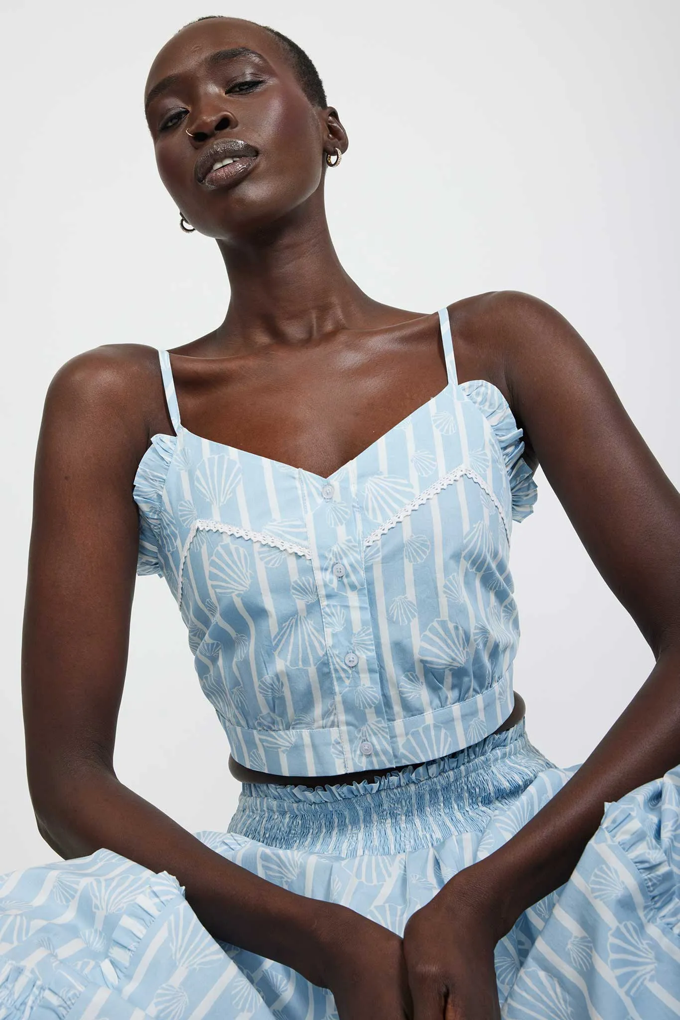 Laura Ashley x BATSHEVA Beca Blouse in Honningtoft Shells
